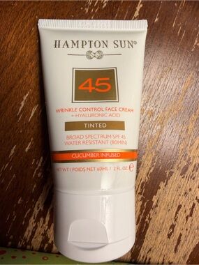 New Sealed Hampton Sun Tinted Wrinkle Control Face Cream SPF 45